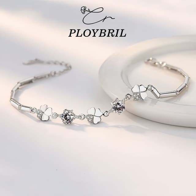 PLOYBRIL สร้อยข้อมือเงินแท้ Lucky Clover สร้อยข้อมือเพชร Moi