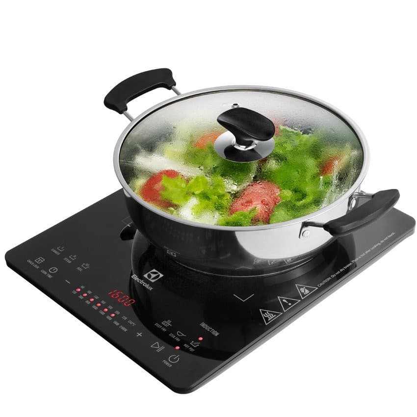 Electrolux รุ่น ETD42SKR เตาแม่เหล็กไฟฟ้า 2100 วัตต์ พร้อมกระทะ หม้อสเตนเลส และตะแกรงสำหรับนึ่ง https://wayoza.com