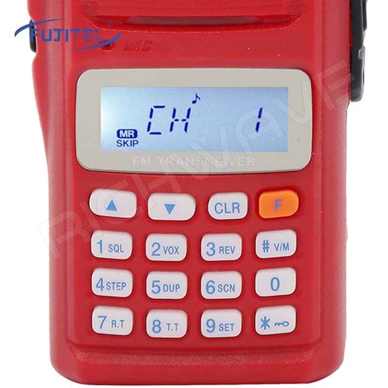 Fujitel FB-11N วิทยุสื่อสาร 5 วัตต์ ส่งแรง อุปกรณ์ครบชุด ของแท้100% FB11N วอ วอแเดง ถูกกฎหมาย จดใบอนุญาตได้ https://wayoza.com