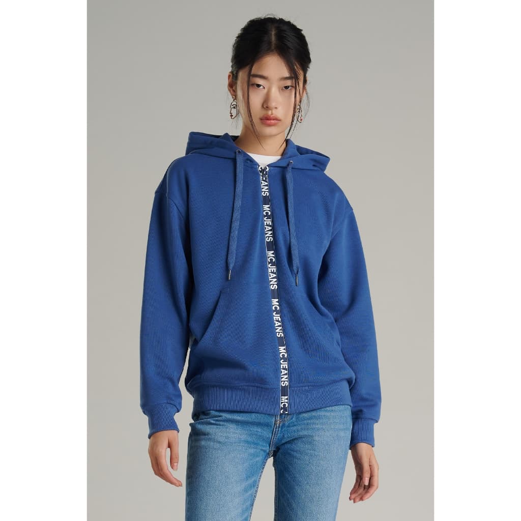 Mc jeans เสื้อกันหนาว ฮู้ดดี้ Unisex แขนยาว สีน้ำเงิน MJHP213 https://wayoza.com
