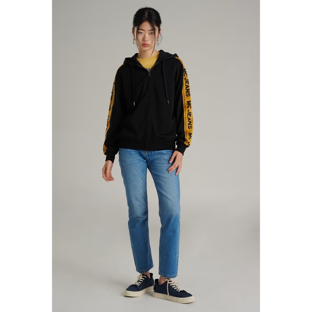 Mc jeans เสื้อกันหนาว ฮู้ดดี้ Unisex แขนยาว สีดำ MJHP216 https://wayoza.com