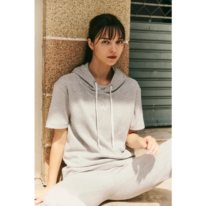 WARRIX เสื้อฮู้ดแขนสั้น HOODIE สีดำ สีเทา https://wayoza.com