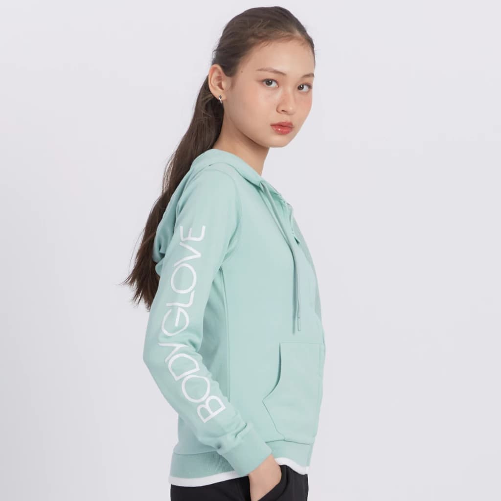 BODY GLOVE ESSENTIAL HOODIE WINTER 2024 - เสื้อฮู้ดดี้แขนยาว Essential รวมสีใหม่ ชมพู เขียวอ่อน น้ำเงินตุ่น แดง https://wayoza.com