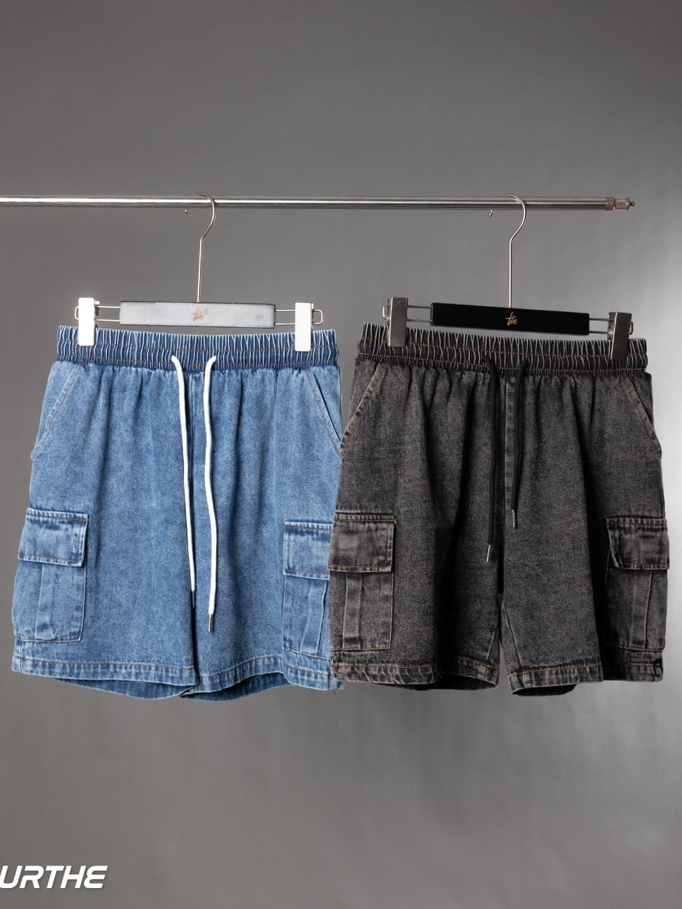 URTHE - กางเกงยีนส์ ขาสั้น สีฟอก รุ่น MINI DENIM SHORTS https://wayoza.com