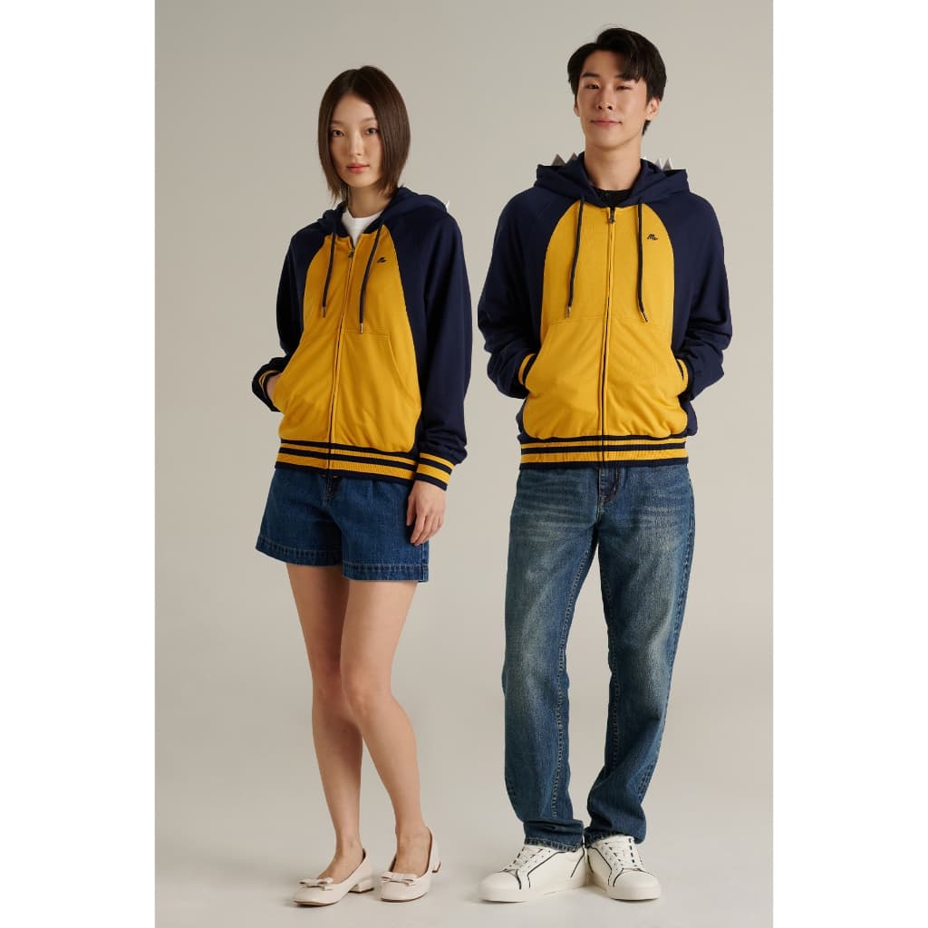 Mc JEANS Online Exclusive Dino เสื้อกันหนาว ฮู้ดดี้ Unisex แขนยาว เสื้อไดโนเสาร์ MJHP262 https://wayoza.com