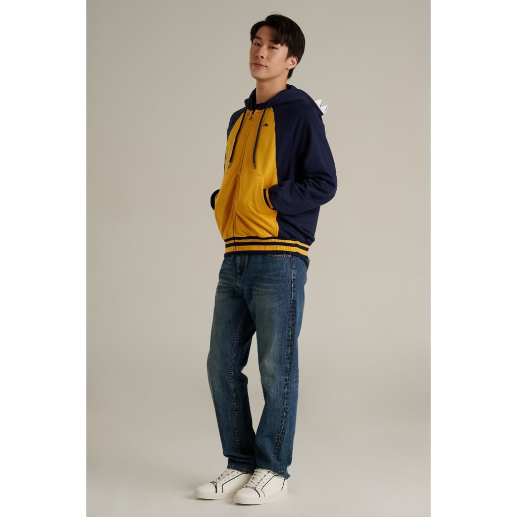 Mc JEANS Online Exclusive Dino เสื้อกันหนาว ฮู้ดดี้ Unisex แขนยาว เสื้อไดโนเสาร์ MJHP262 https://wayoza.com