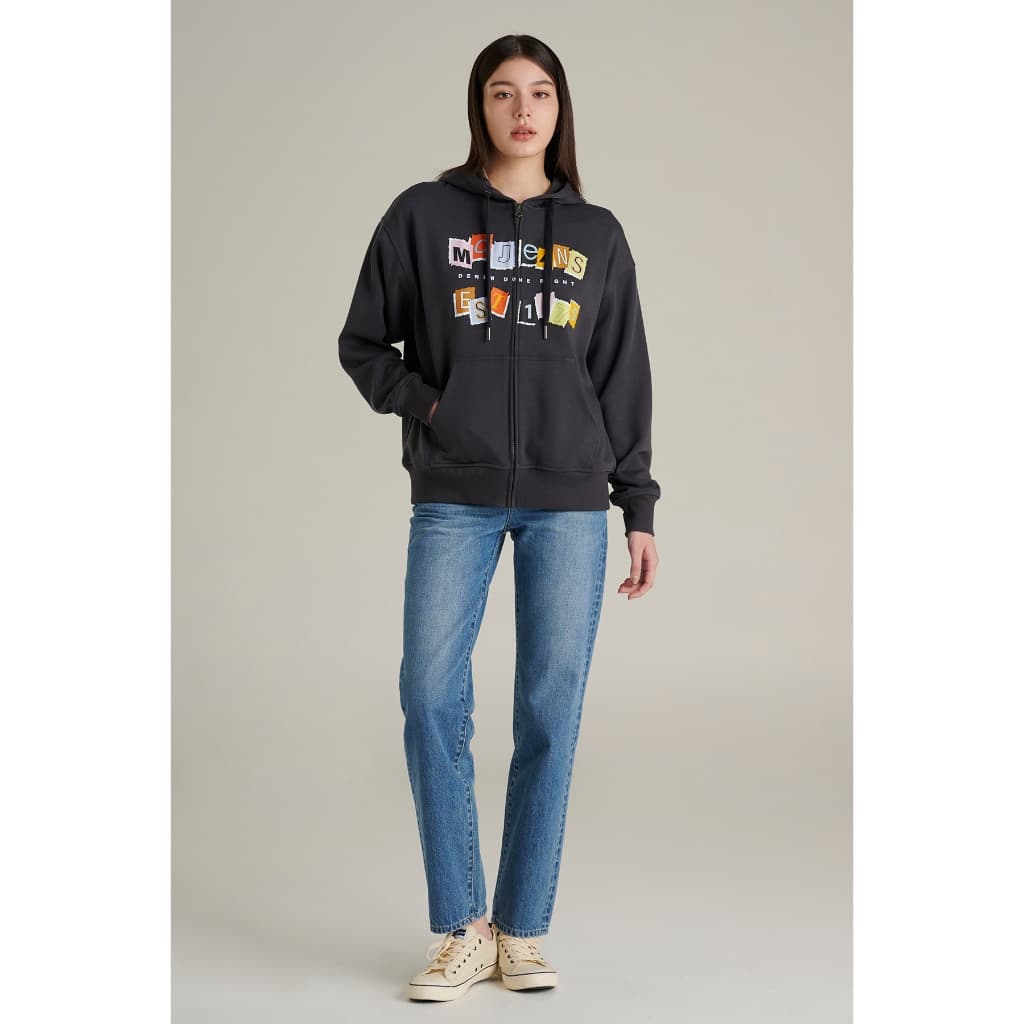 Mc JEANS เสื้อกันหนาว ฮู้ดดี้ Unisex ทรงโอเวอร์ไซส์ แขนยาว สีเทาเข้ม MJHZ248 เนื้อผ้าสัมผัสเรียบ นุ่ม ใส่สบาย ระบายอากาศ https://wayoza.com