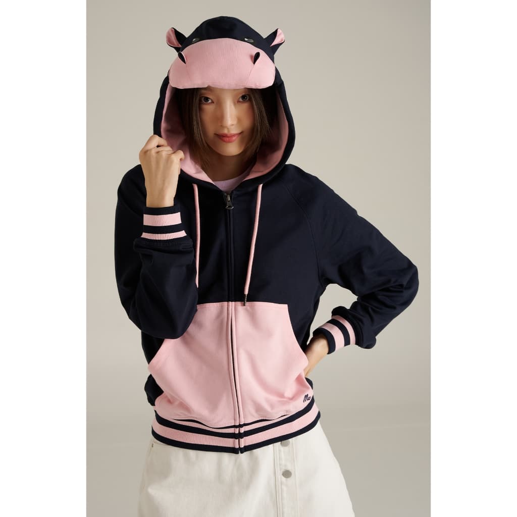 Mc JEANS Online Exclusive เสื้อกันหนาว ฮู้ดดี้ ฮิปโป Hippo Unisex แขนยาว MJHP261 https://wayoza.com