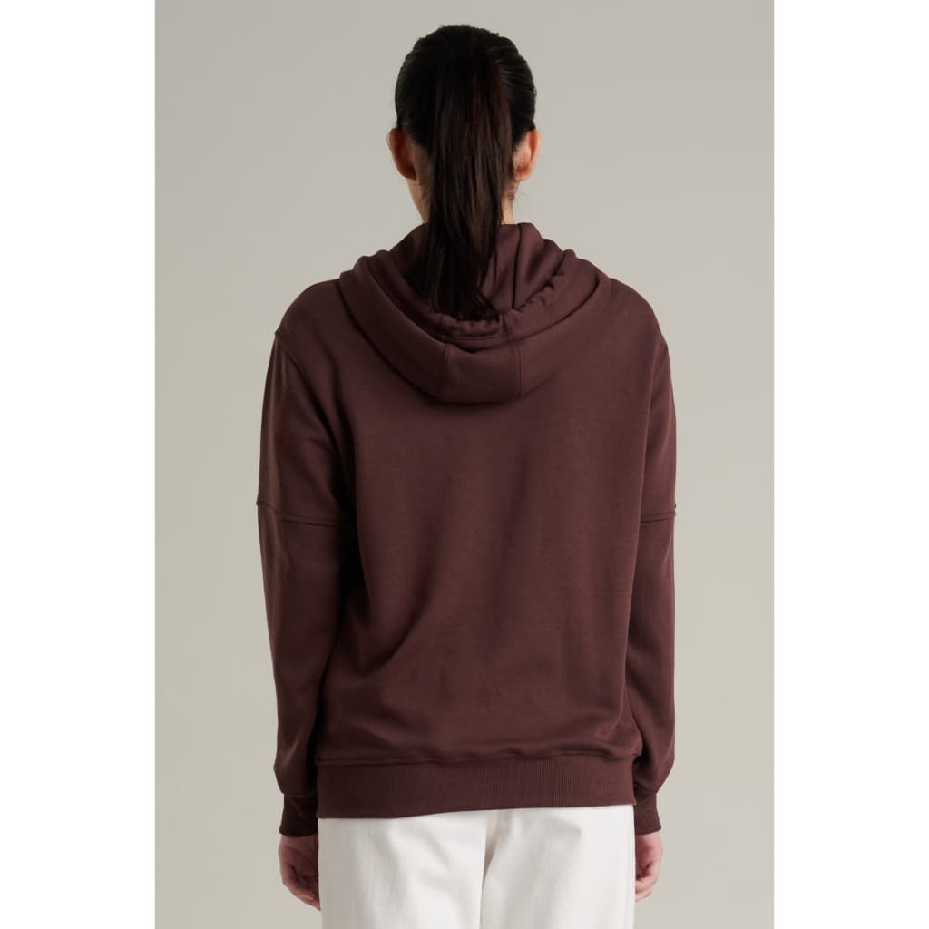 Mc JEANS เสื้อกันหนาว ฮู้ดดี้ Unisex แขนยาว สีน้ำตาล MJHZ252 ทรง REGULAR งานพิมพ์ไฮเดน Mc Jeans บนตัวเสื้อ https://wayoza.com