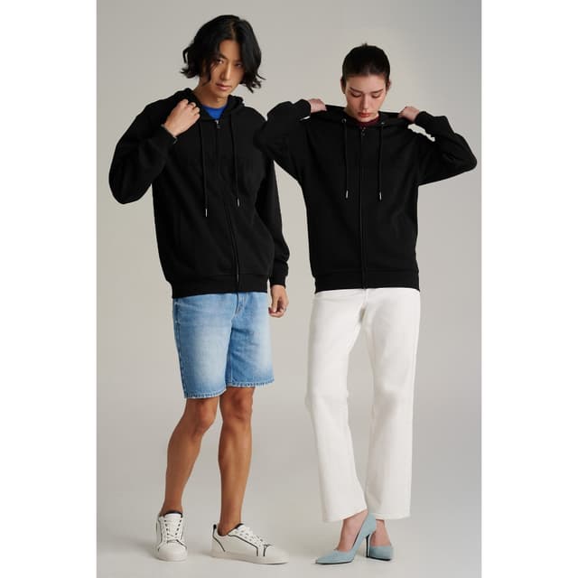 Mc JEANS เสื้อกันหนาว ฮู้ดดี้ Unisex แขนยาว MJHZ255 ทรง REGULAR งานปั๊มนูนตัวอักษร หน้า-หลัง ระบายอากาศได้ดี