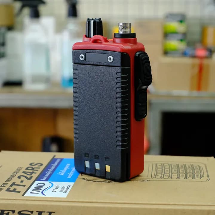 YAESU วิทยุสื่อสาร FT-24RS กำลังส่ง 5 วัตต์ เครื่องแดง ถูกที่สุด สามารถออกใบกำกับภาษีได้ https://wayoza.com