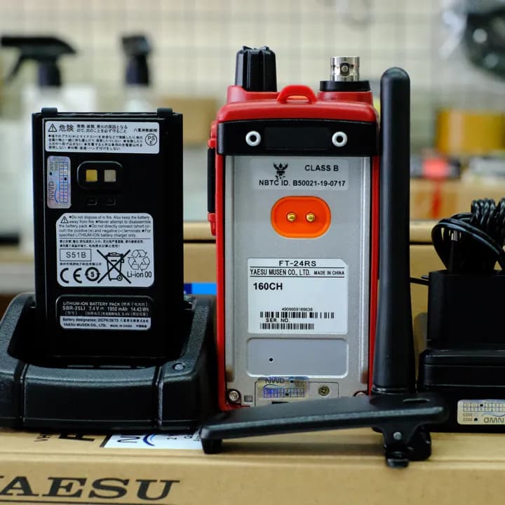 YAESU วิทยุสื่อสาร FT-24RS กำลังส่ง 5 วัตต์ เครื่องแดง ถูกที่สุด สามารถออกใบกำกับภาษีได้ https://wayoza.com